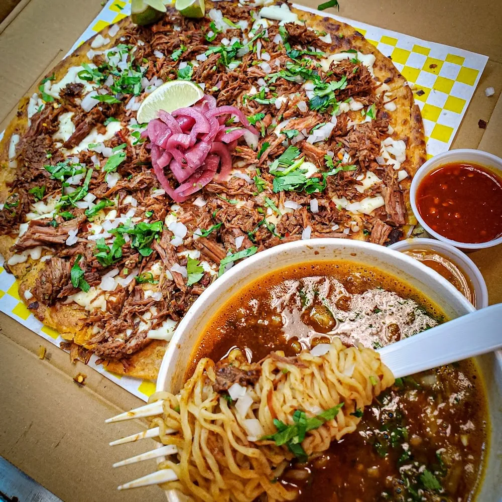 Pizza De Birria Pizzabirria