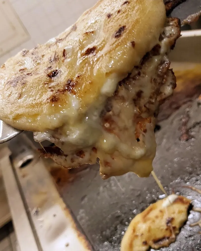 Pupusa De Revuelta
