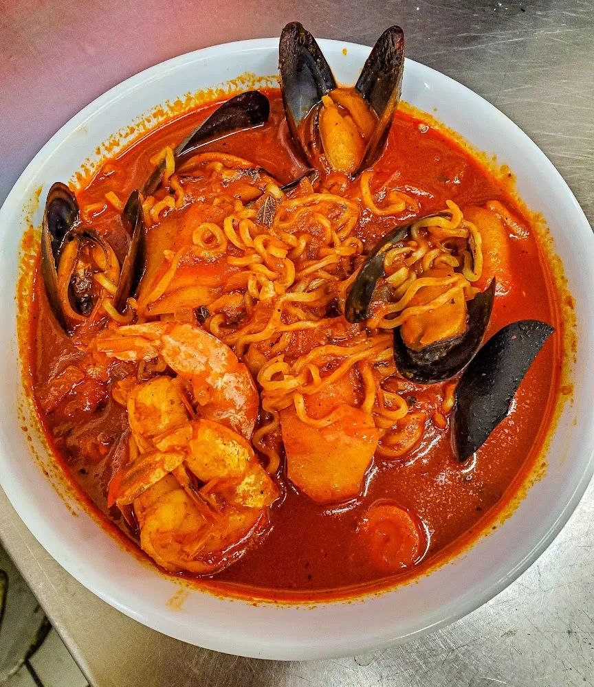 Seafood Ramen Noodles Soup