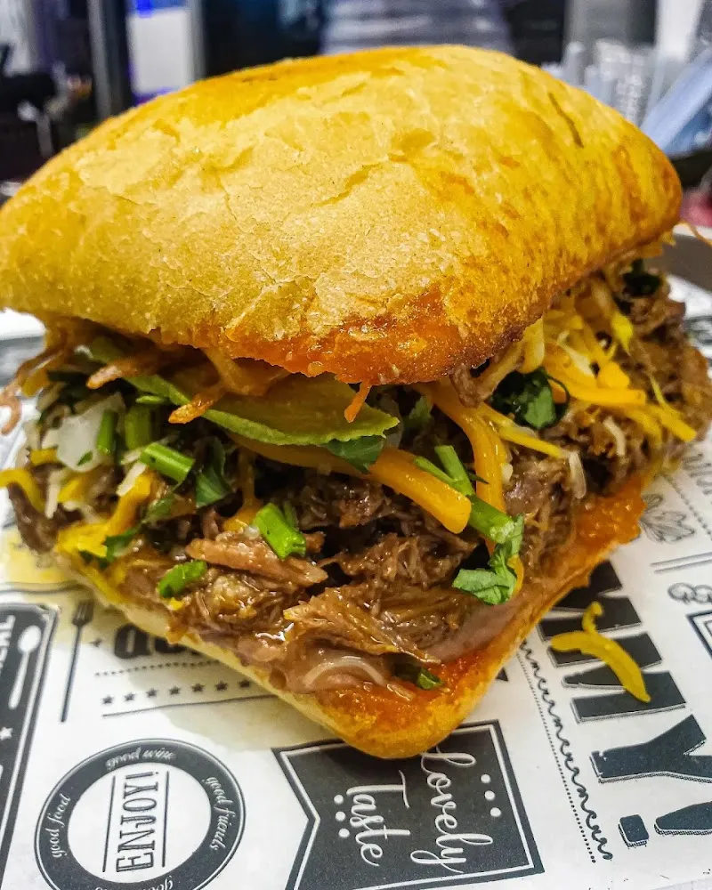 Torta De Birria